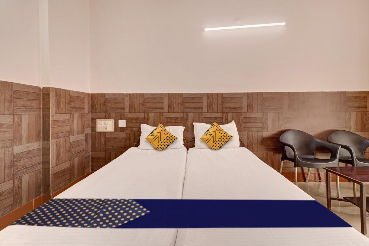 Hotel Spot On Ganga Yatri Nivas Gundlupet Esterno foto